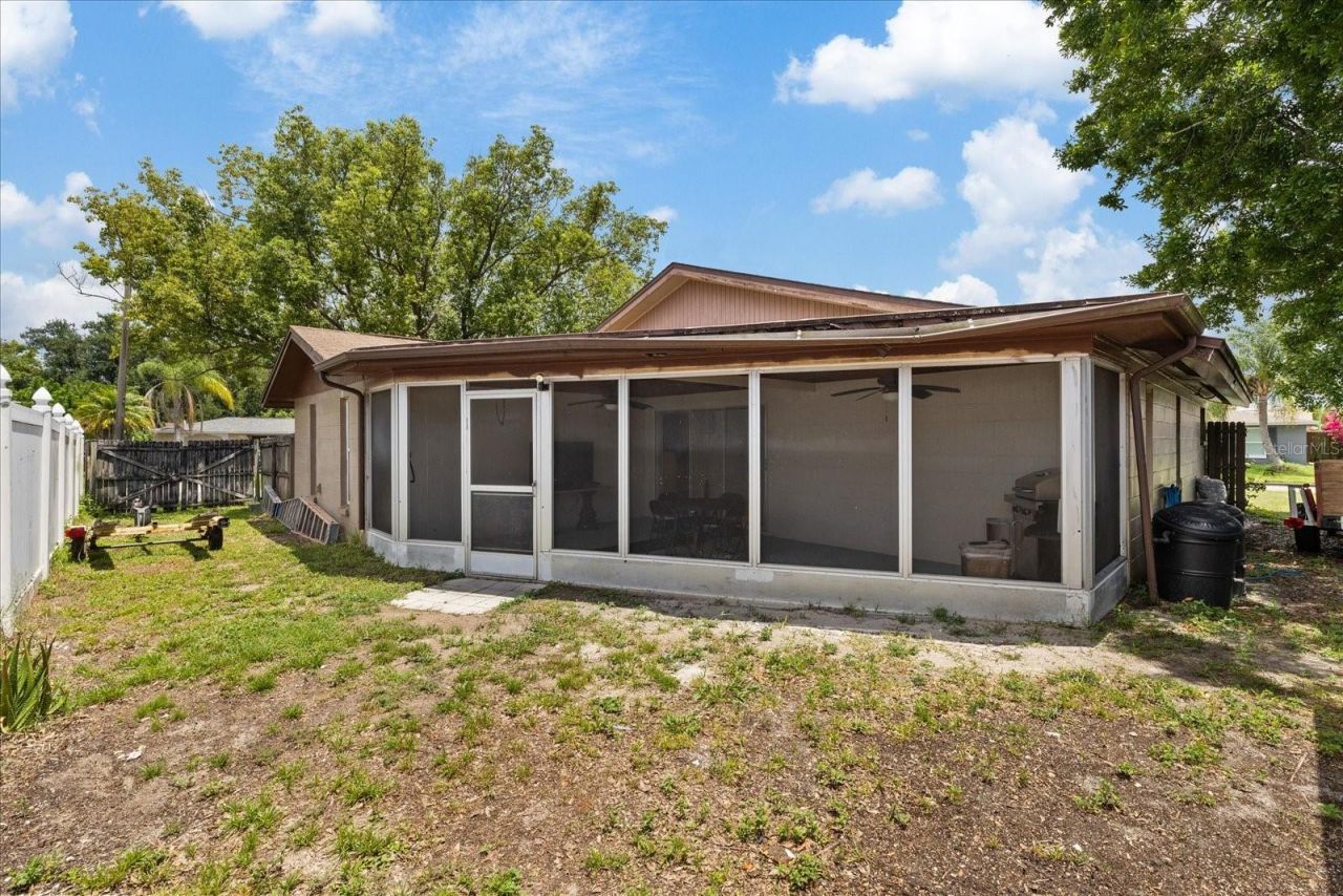 5653 Lima Drive , Holiday, FL 34690 Photo