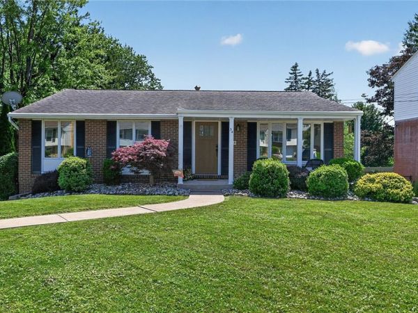34 Mohawk Dr , Greensburg, PA 15601