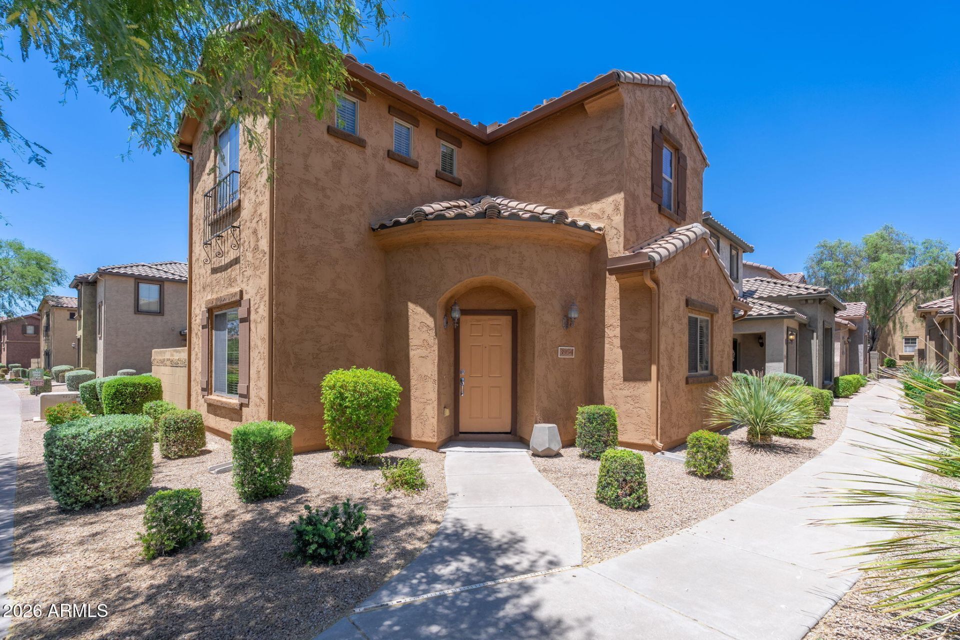 3954 E Melinda Drive, Phoenix, AZ 85050 Main Photo