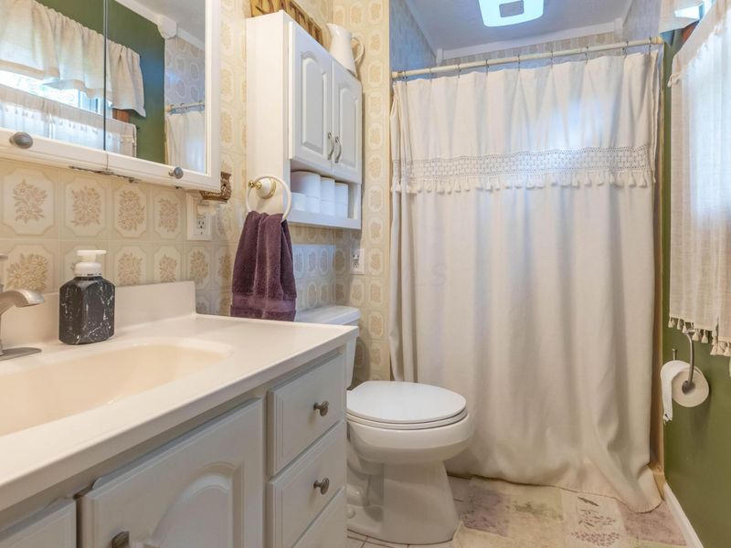 6419 Harrisburg Georgesville Road , Grove City, OH 43123 Photo 27