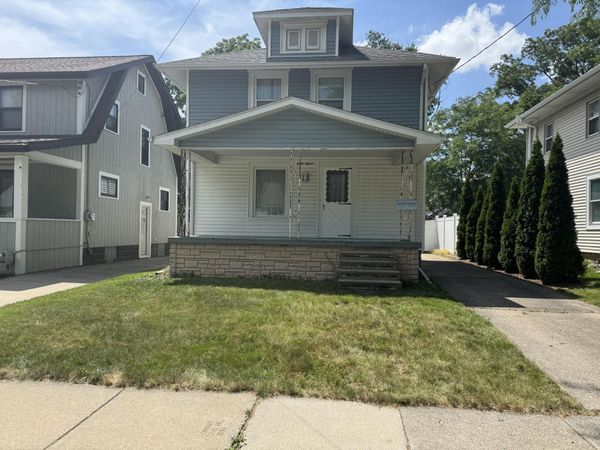 815 N Francis Avenue, Lansing, MI 48912