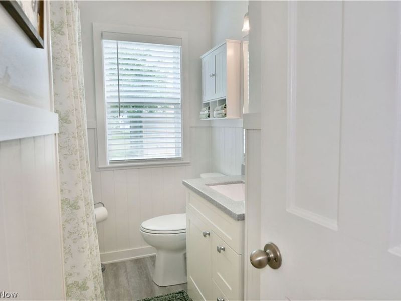 1239 Churchill Road, Lyndhurst, OH 44124 Photo 19