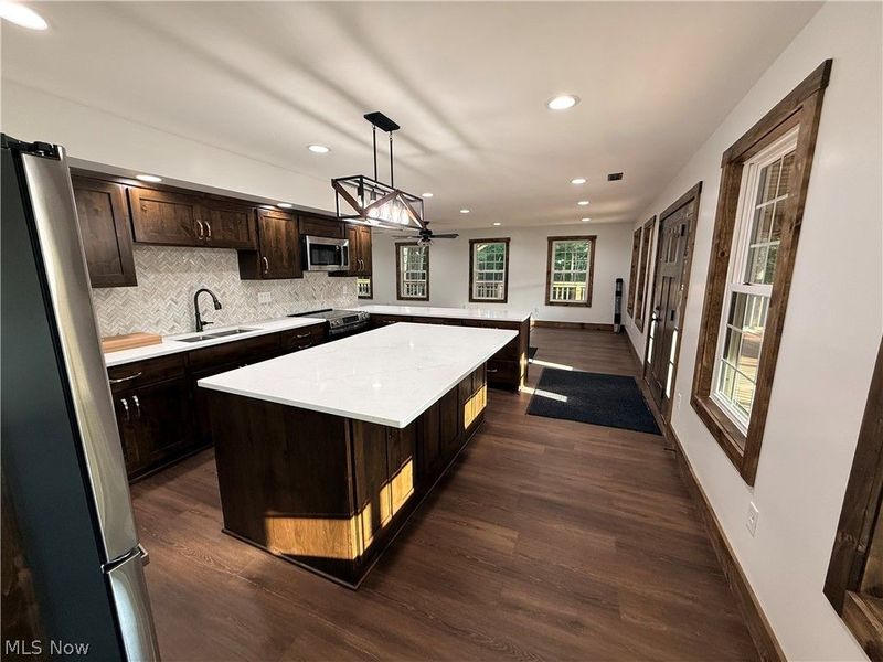7925 Lakeview Drive SW, Carrollton, OH 44615 Photo 18