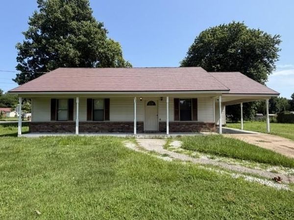 9450 HOLLY GROVE RD, Brighton, TN 38011
