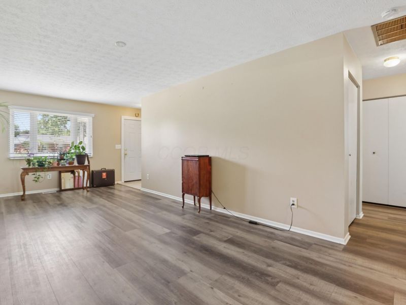 346 Brisbane Avenue, Westerville, OH 43081 Photo 9