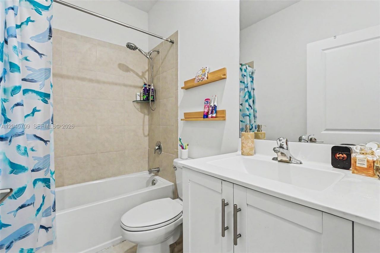 18102 SW 148th Rd , Miami, FL 33187 Photo