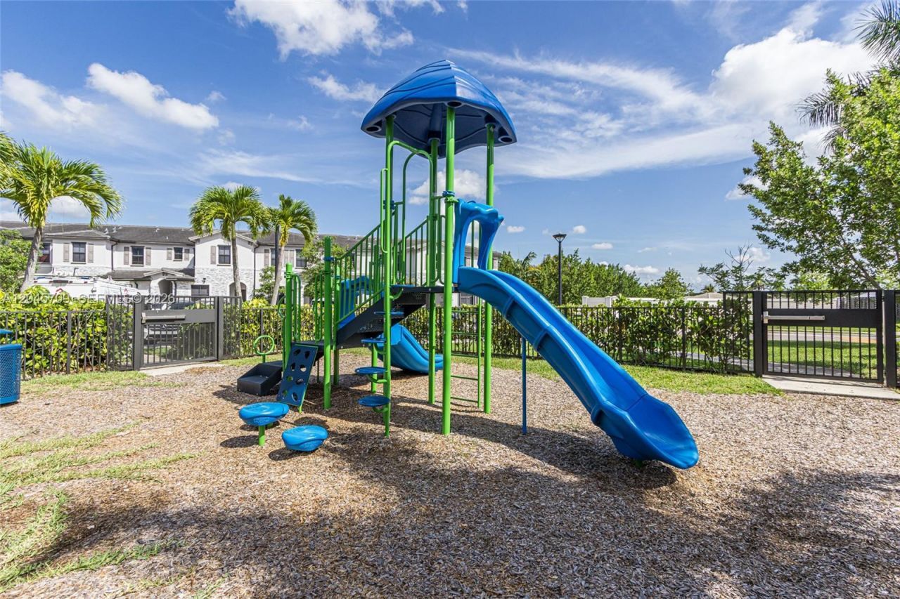 18102 SW 148th Rd , Miami, FL 33187 Photo