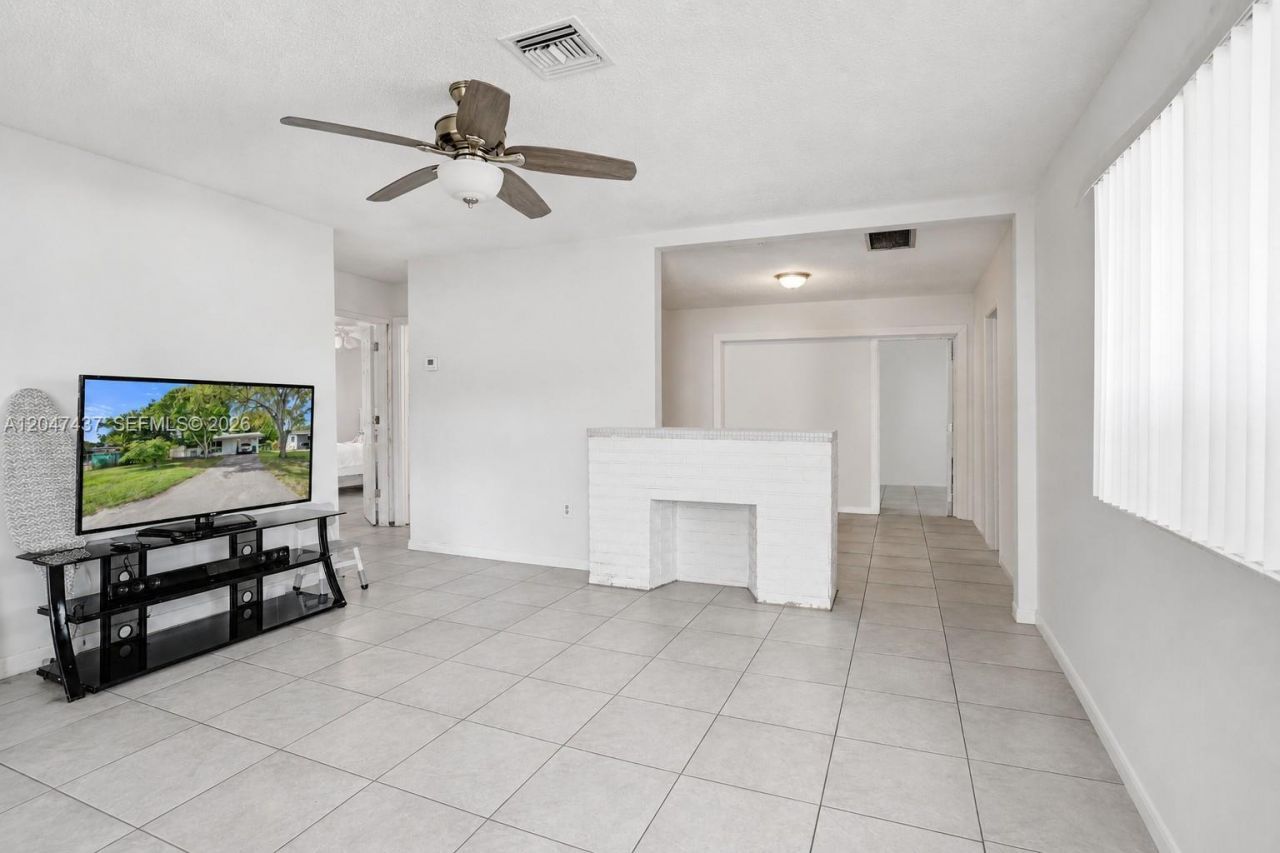 6358 SW 20th Ct , Miramar, FL 33023 Photo