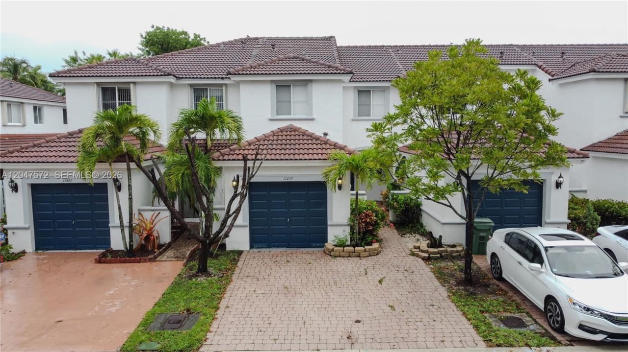11432 NW 48th Ter, Doral, FL 33178 Photo