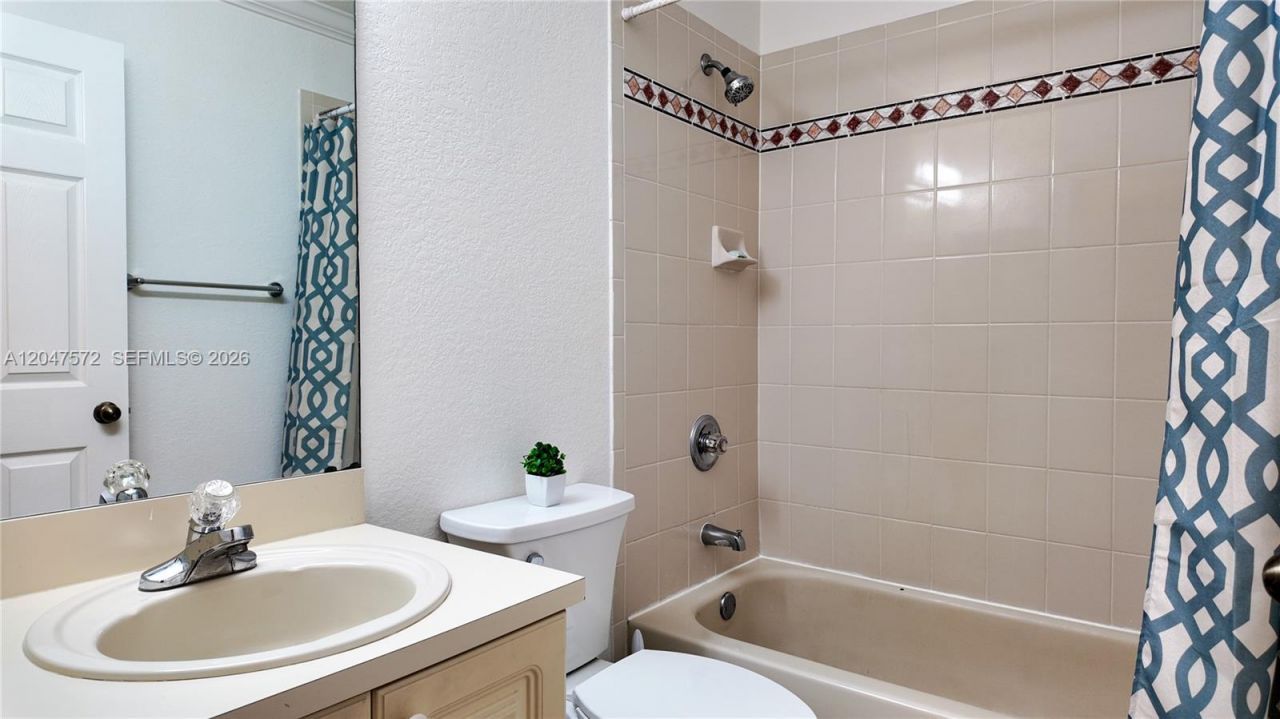 11432 NW 48th Ter, Doral, FL 33178 Photo