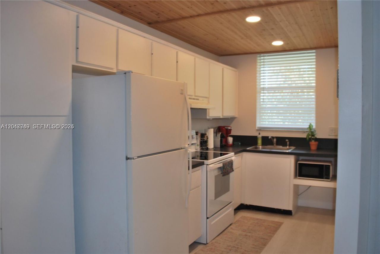 109 Paradise Harbour Blvd , Unit 406, North Palm Beach, FL 33408 Photo