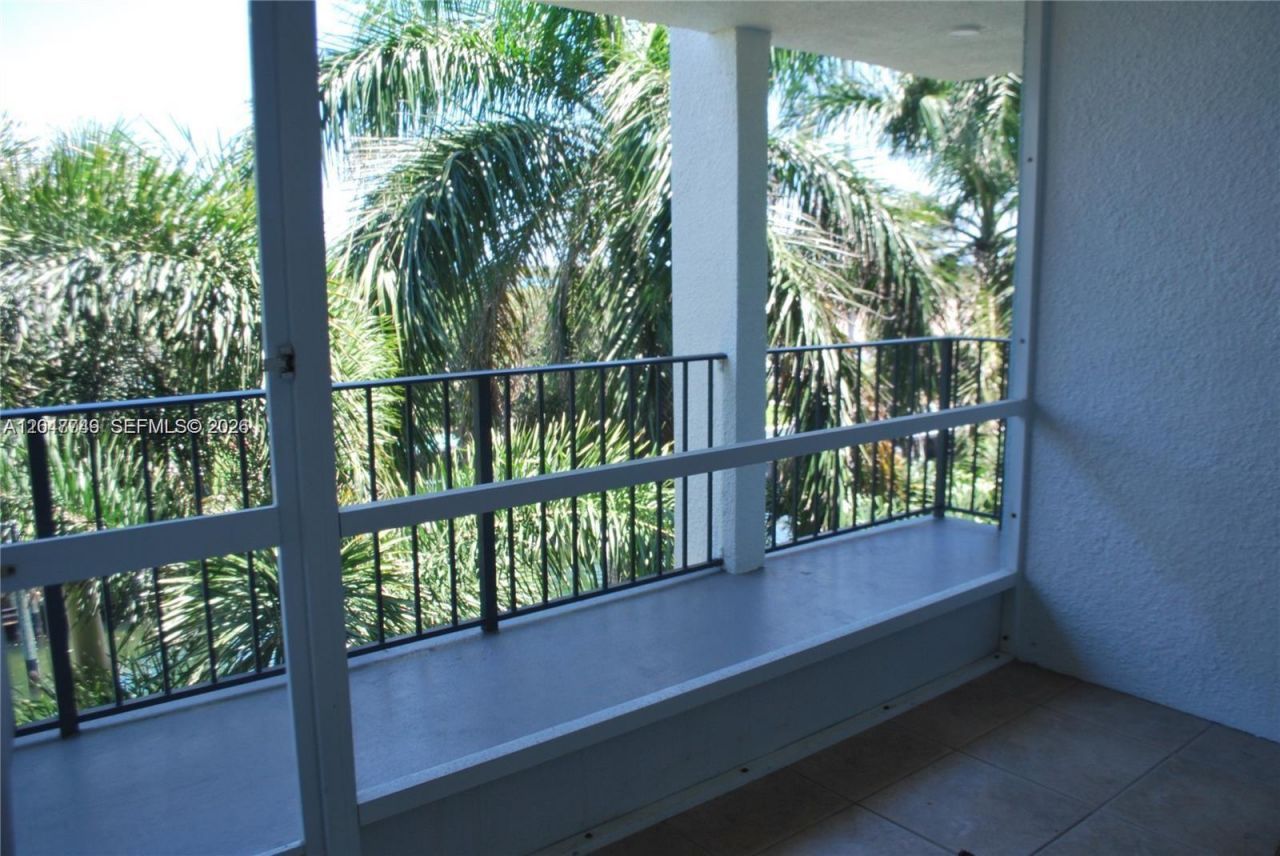 109 Paradise Harbour Blvd , Unit 406, North Palm Beach, FL 33408 Photo