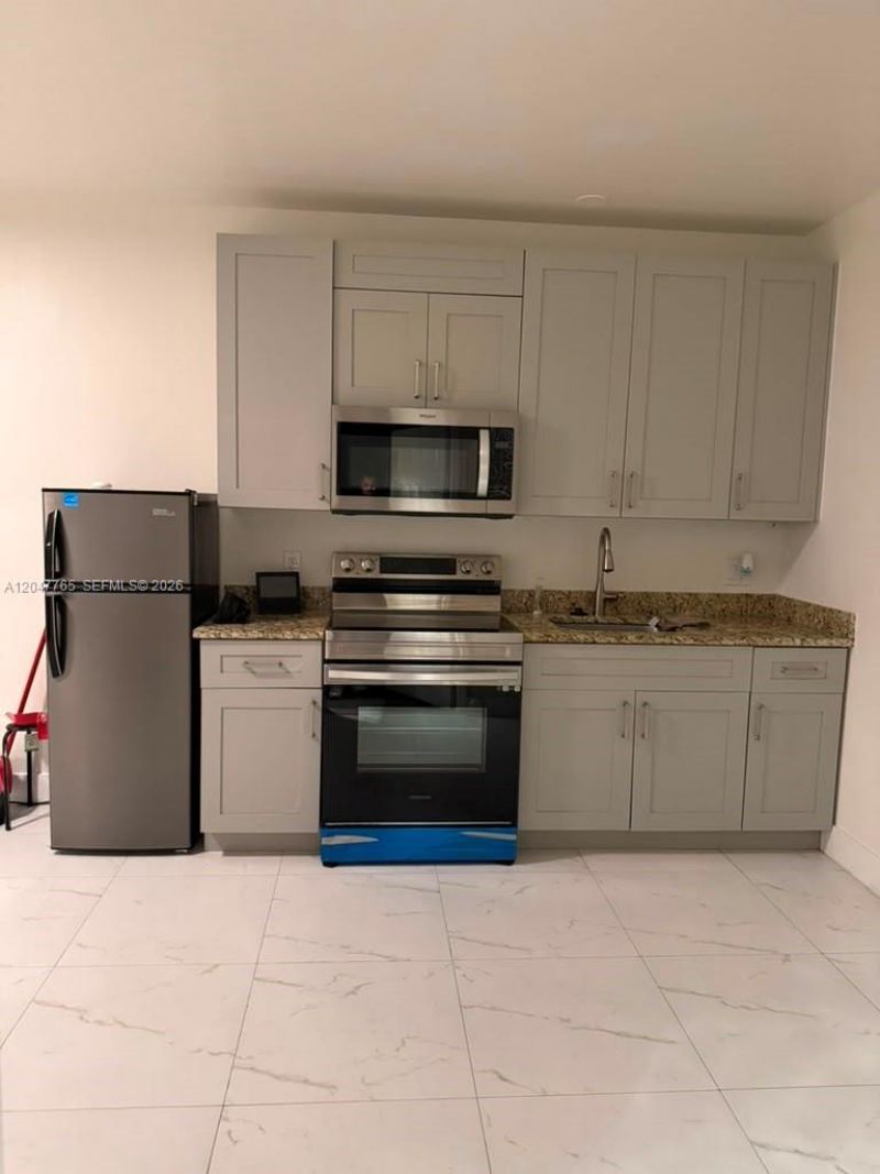 2621 SW 12th Ter, Unit B, Fort Lauderdale, FL 33315 Photo