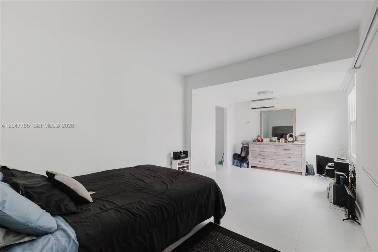 2621 SW 12th Ter , Unit B, Fort Lauderdale, FL 33315 Photo