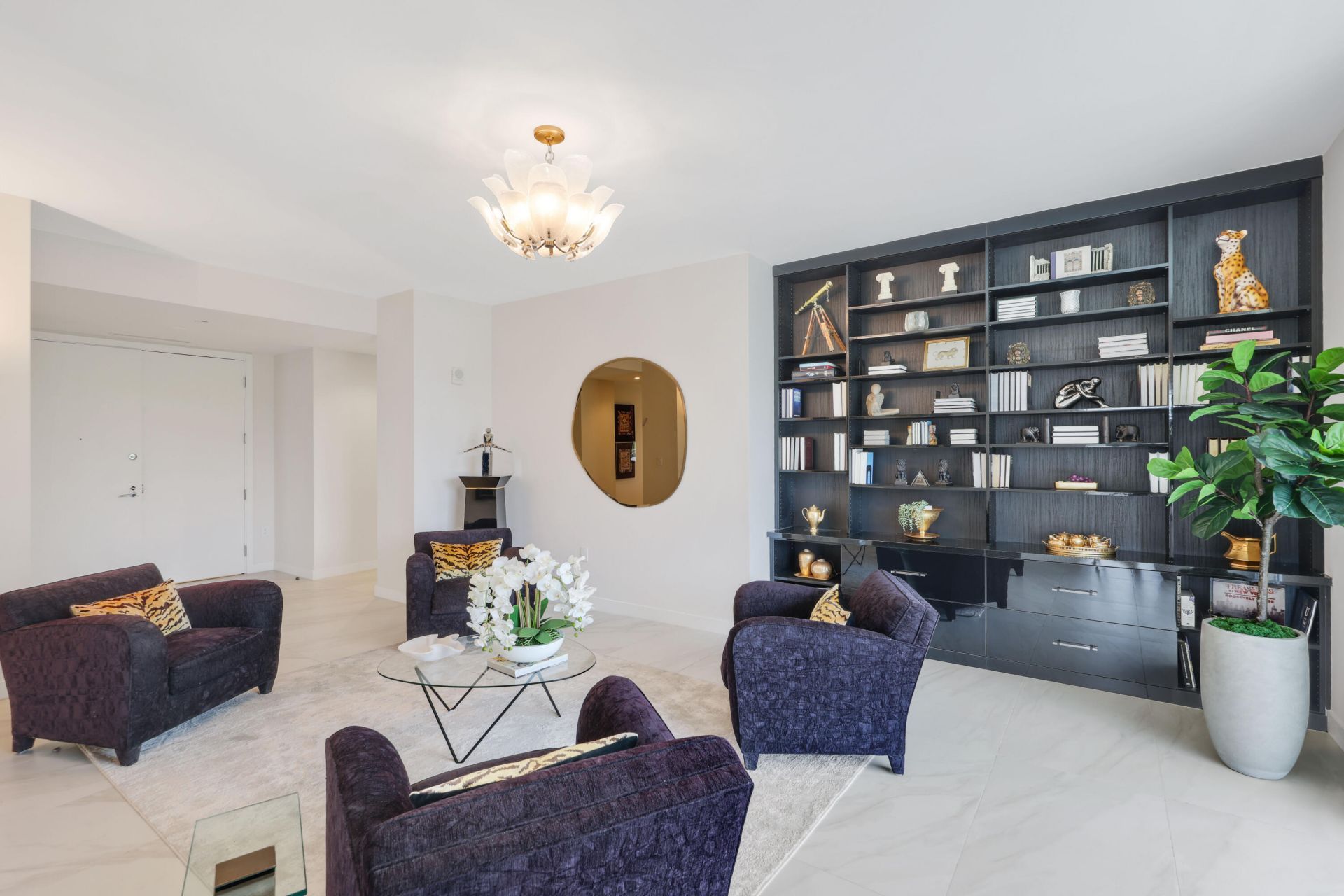 210 SE Mizner Boulevard, Unit 301, Boca Raton, FL 33432 Photo