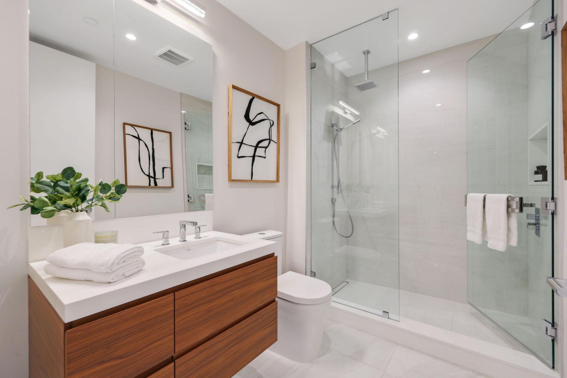 210 SE Mizner Boulevard, Unit 301, Boca Raton, FL 33432 Photo