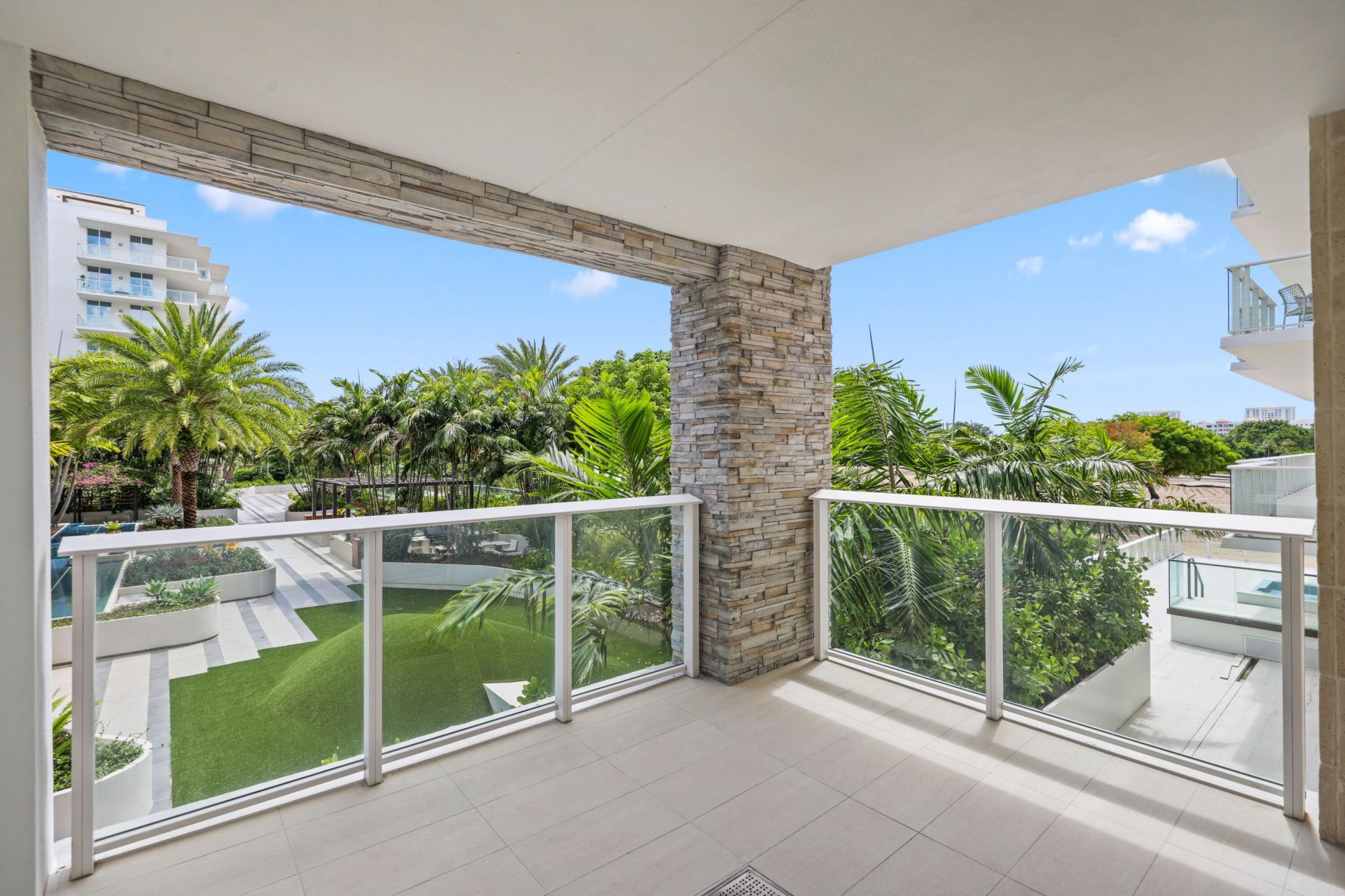210 SE Mizner Boulevard, Unit 301, Boca Raton, FL 33432 Photo