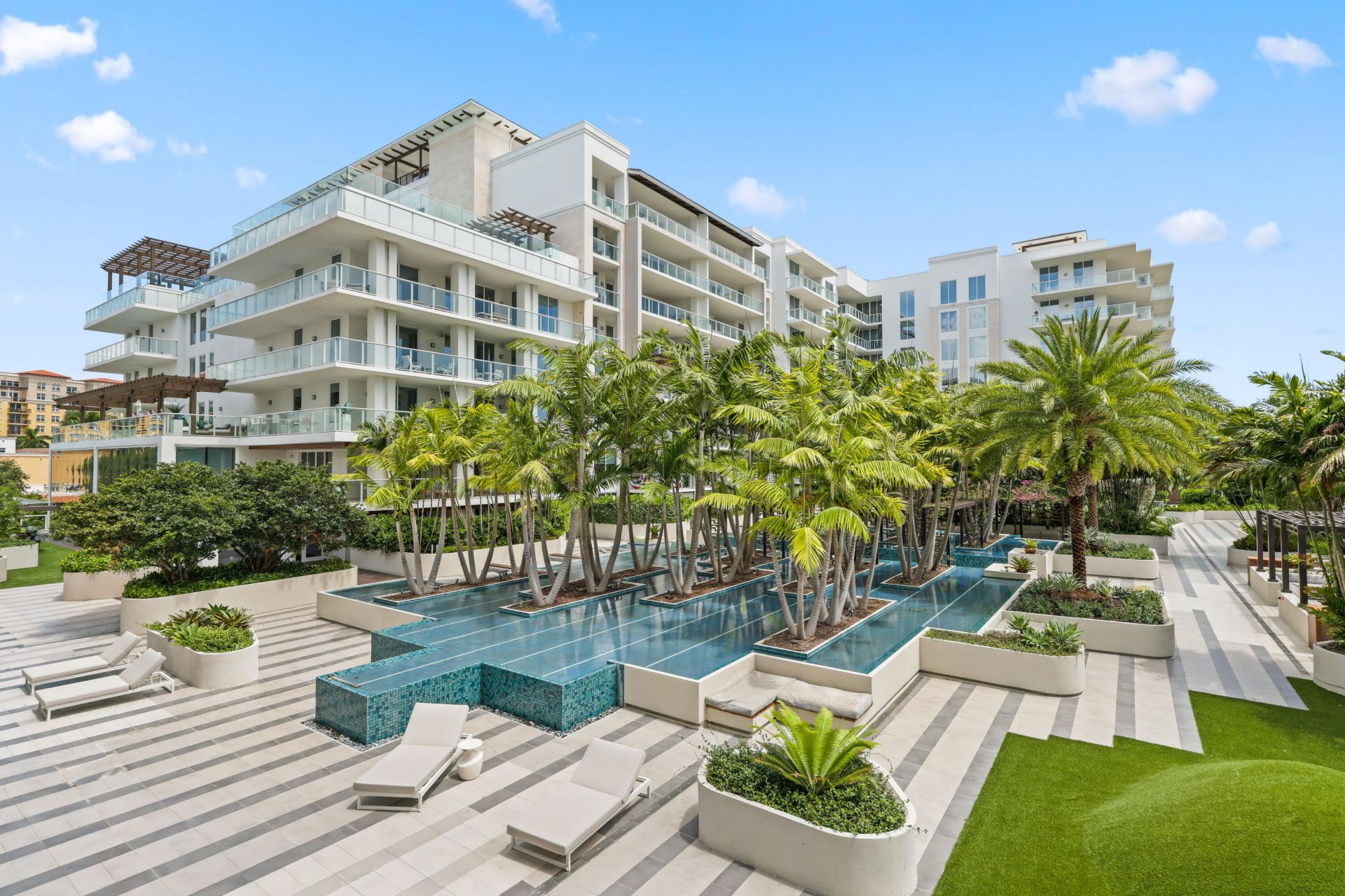 210 SE Mizner Boulevard, Unit 301, Boca Raton, FL 33432 Photo