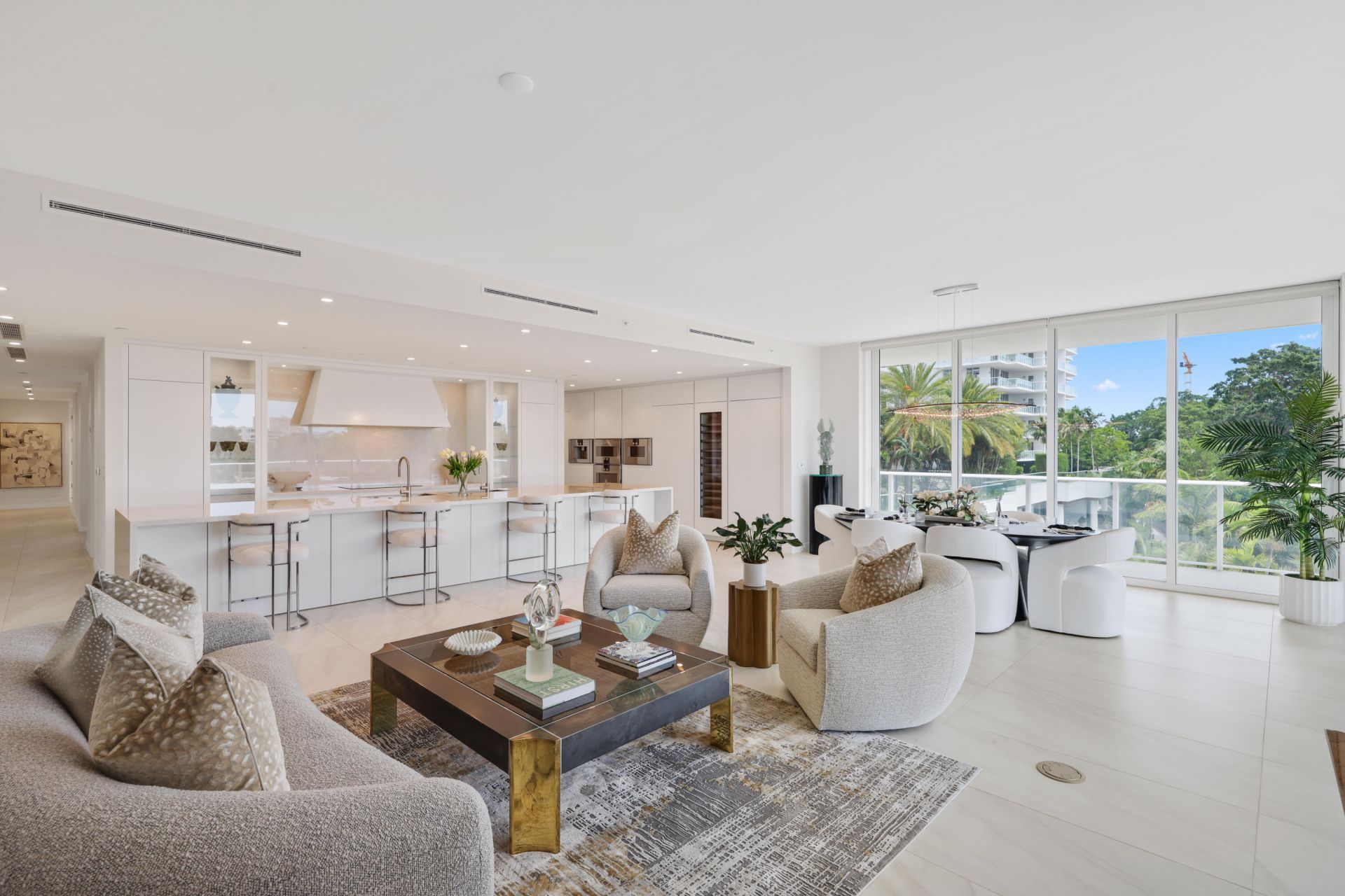 210 SE Mizner Boulevard, Unit 301, Boca Raton, FL 33432 Photo