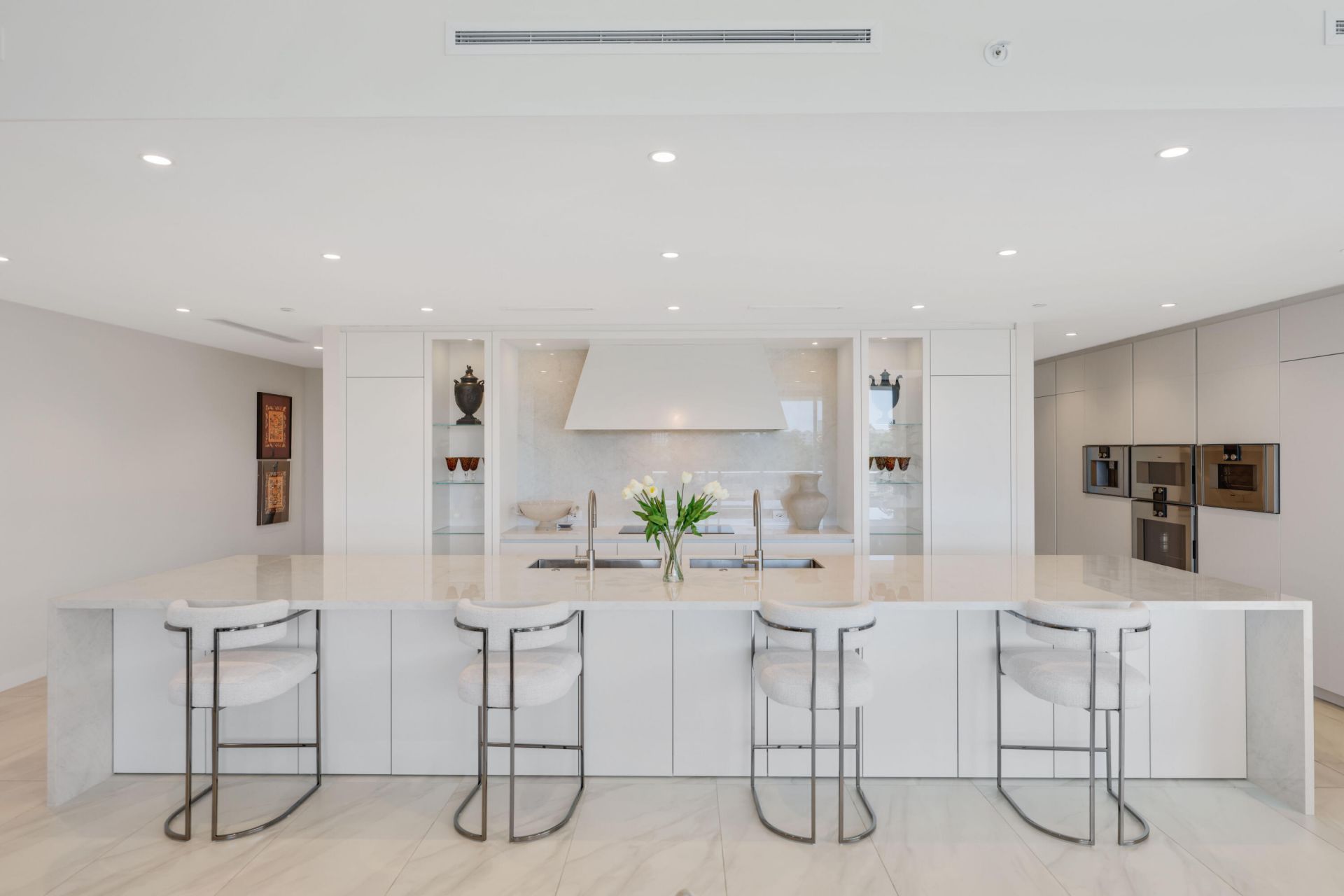 210 SE Mizner Boulevard, Unit 301, Boca Raton, FL 33432 Photo