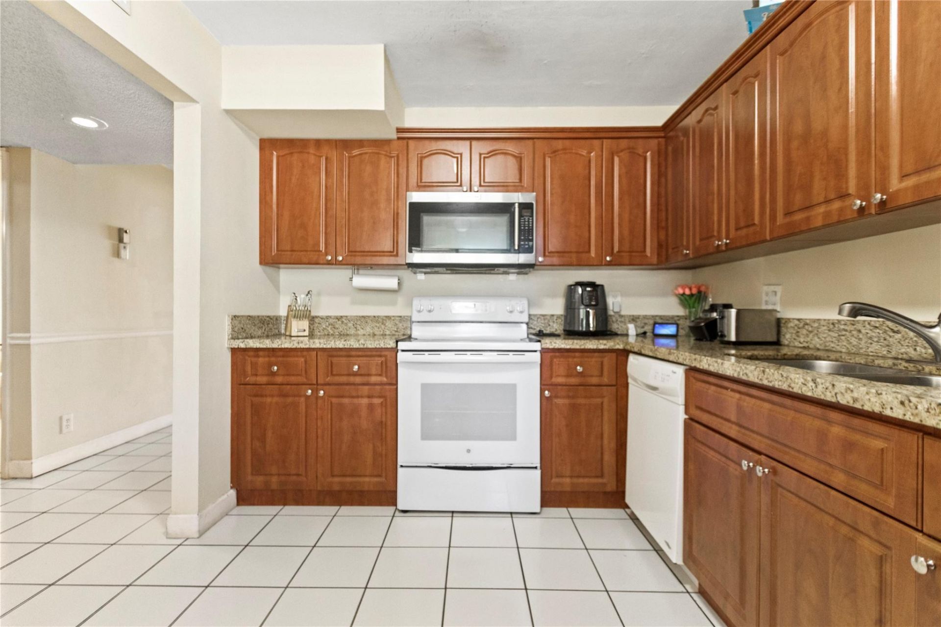 16211 Saddle Club Road, Unit 102, Weston, FL 33326 Photo