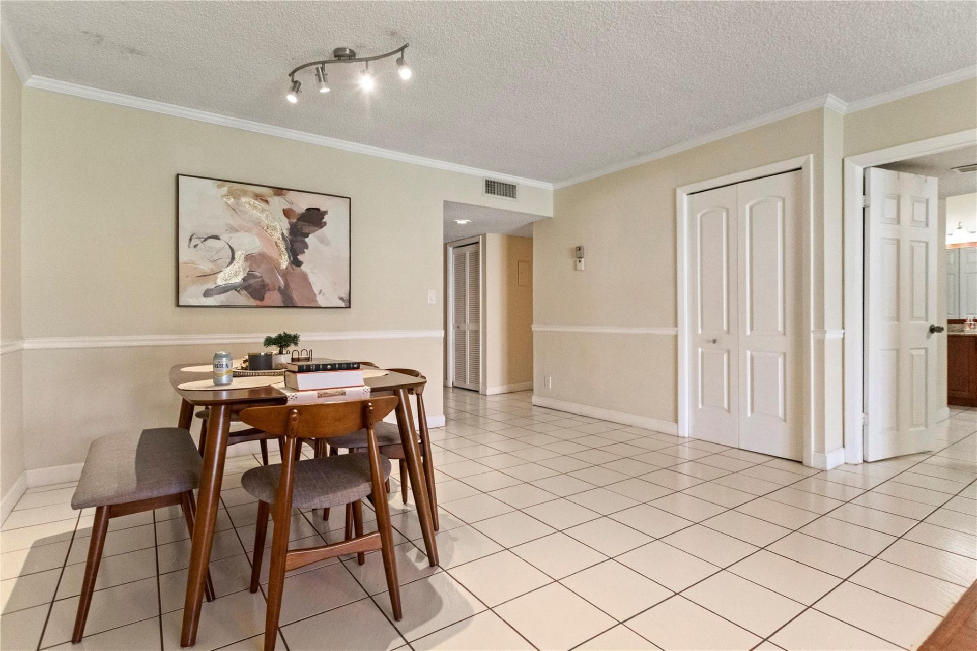 16211 Saddle Club Road, Unit 102, Weston, FL 33326 Photo