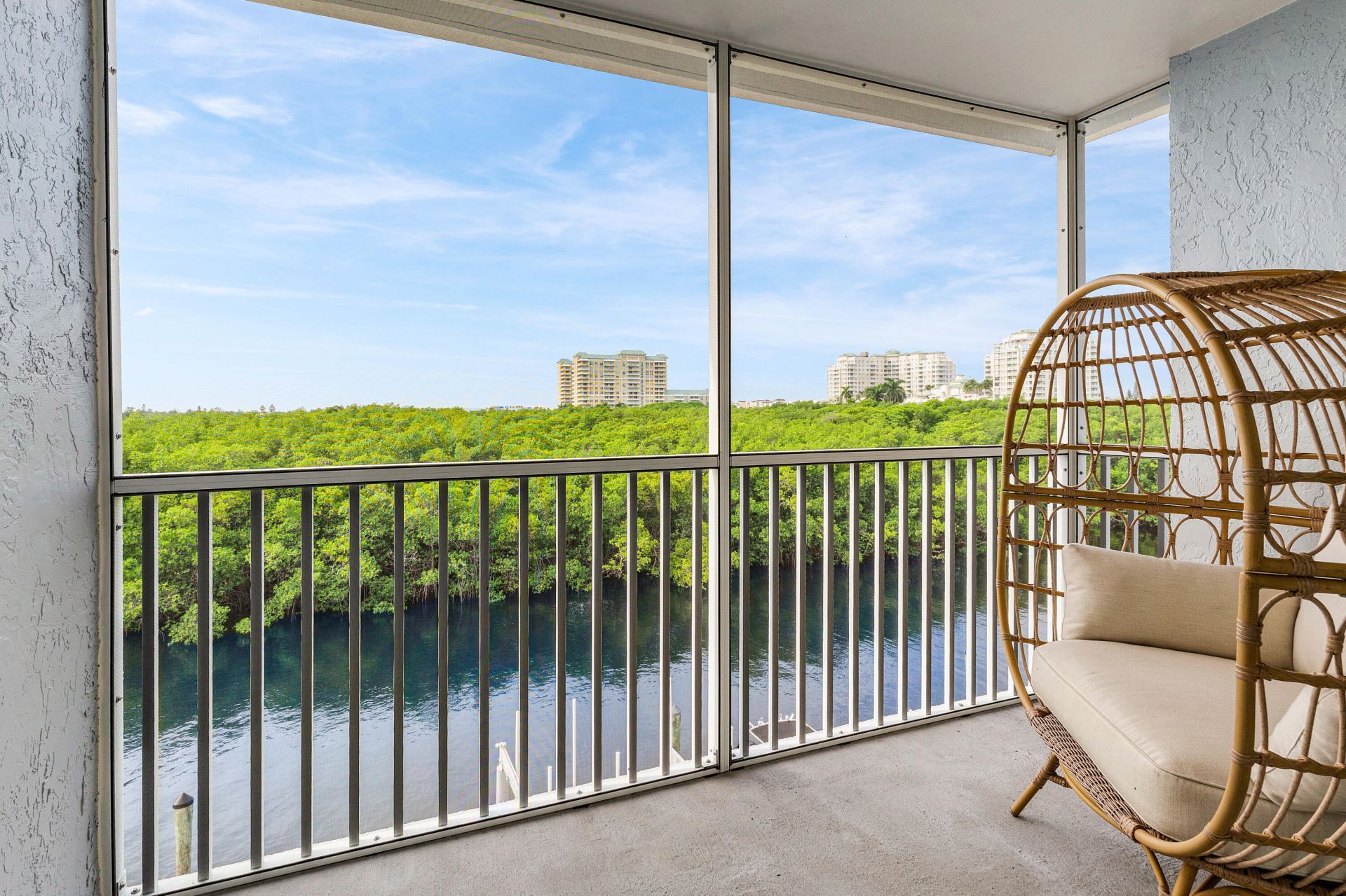 689 NE 6th Court, Unit 4050, Boynton Beach, FL 33435 Photo
