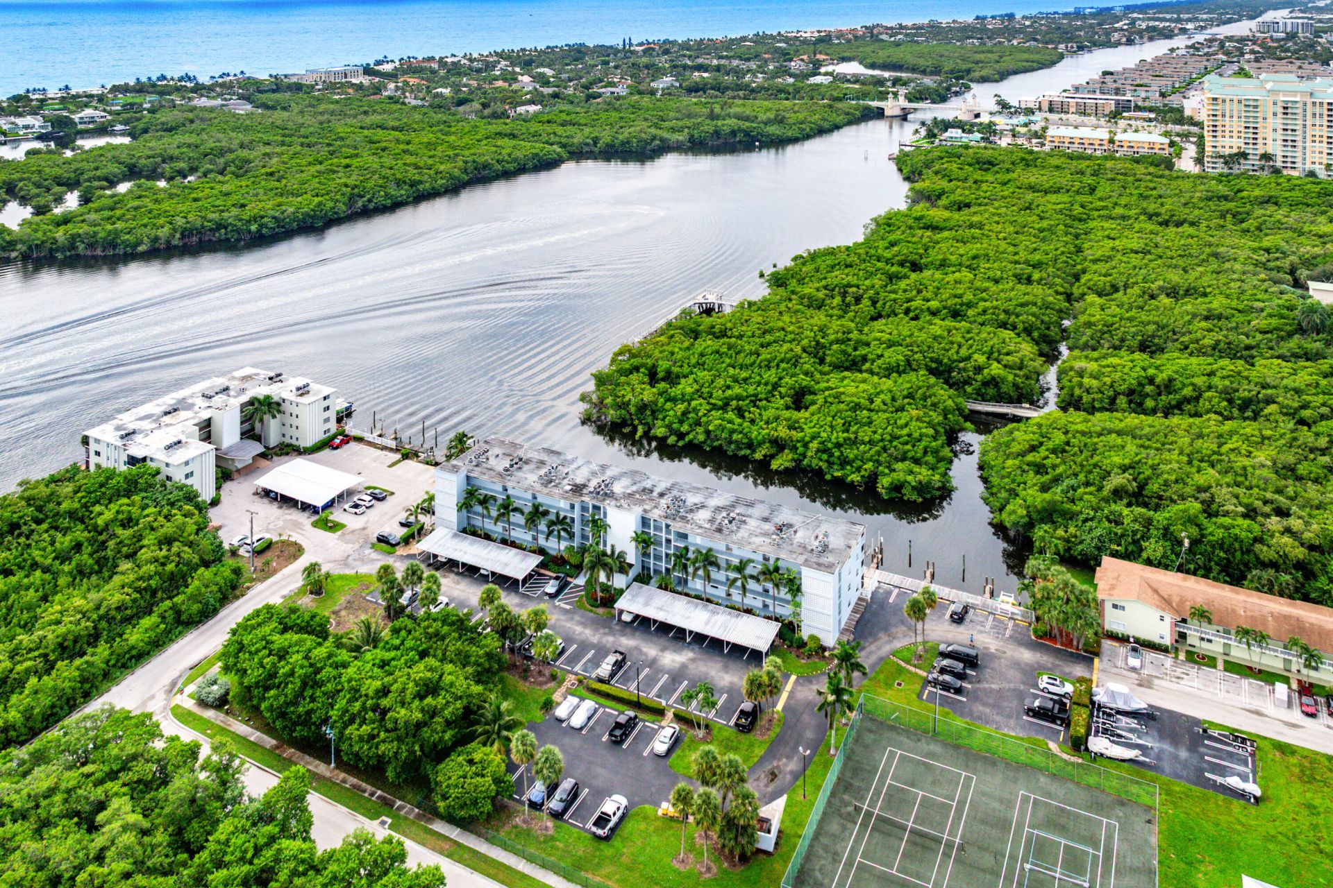 689 NE 6th Court, Unit 4050, Boynton Beach, FL 33435 Photo