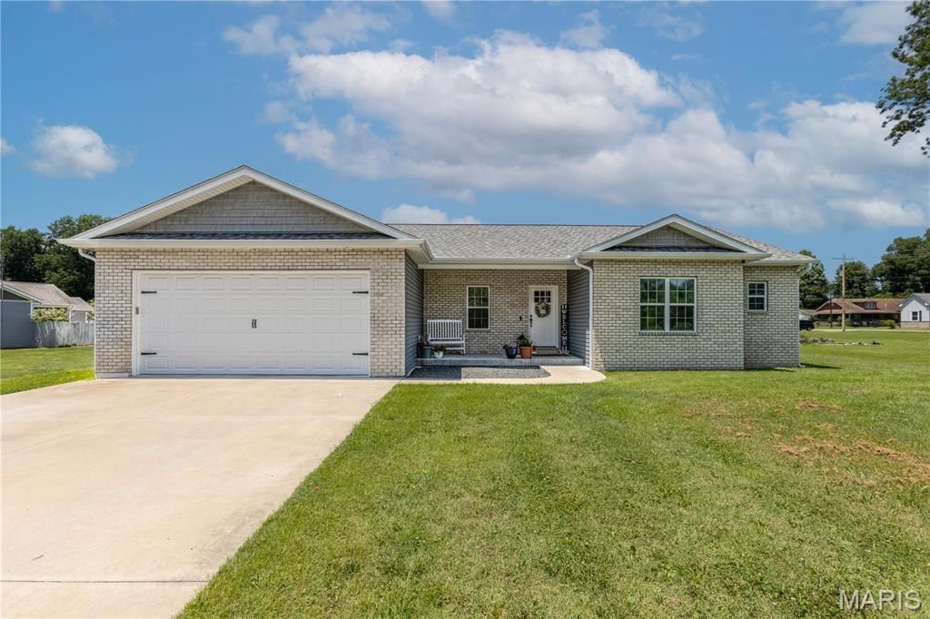 977 Nunn Road, Chaffee, MO 63740 Main Photo