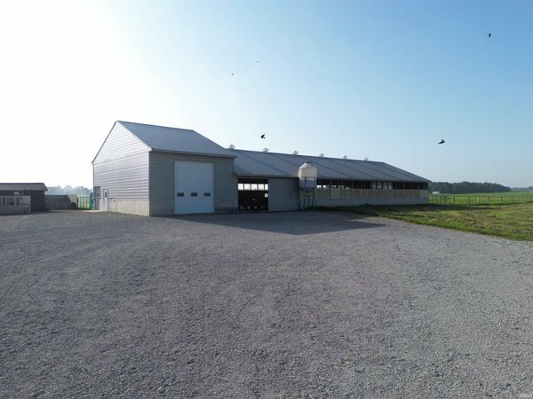 12427 N 500, North Manchester, IN 46962