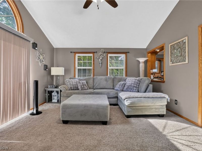1860 Ridgewick Drive, Wickliffe, OH 44092 Photo 17