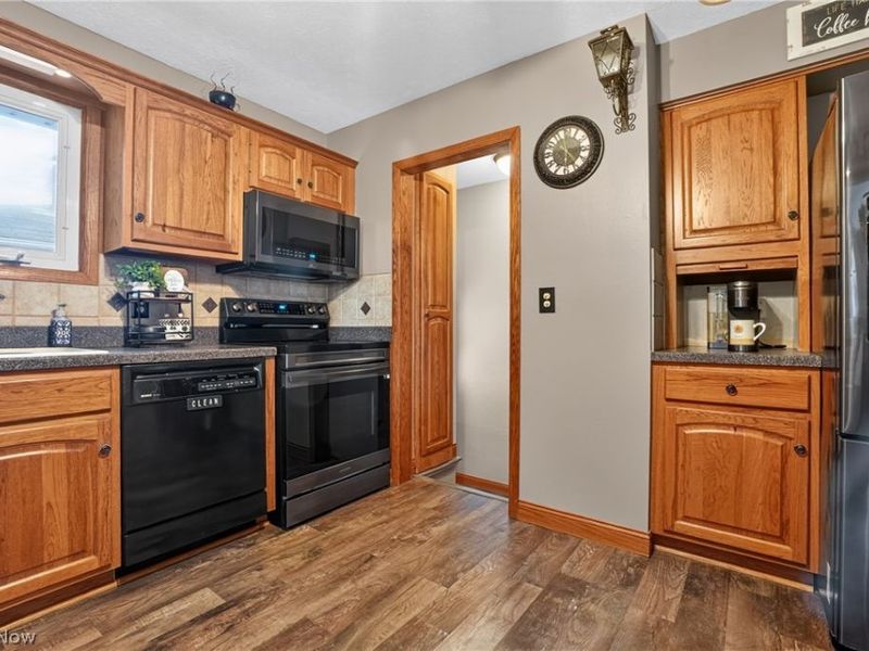 1860 Ridgewick Drive, Wickliffe, OH 44092 Photo 46