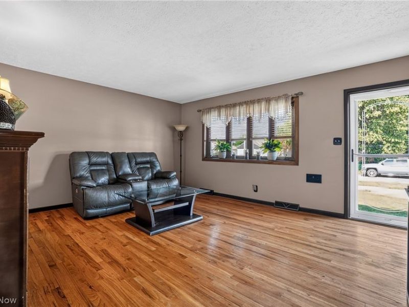 1860 Ridgewick Drive, Wickliffe, OH 44092 Photo 5