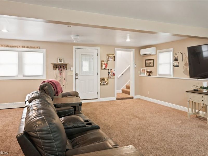 273 Blueberry Drive, Columbiana, OH 44408 Photo 14