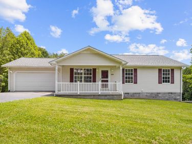 491 Hopkins Cemetery Road, Lily, KY 40740