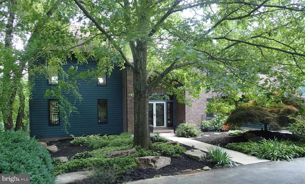 4065 DEERHILL DR , HELLAM, PA 17406