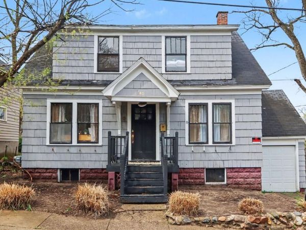 140 Dixie Avenue, Kalamazoo, MI 49001