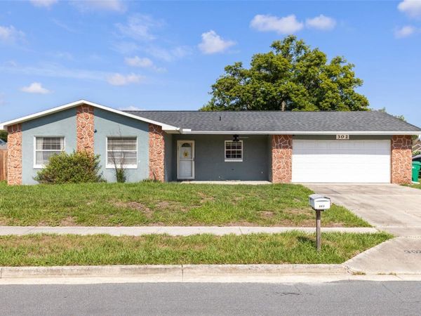 302 REID COURT , SANFORD, FL 32773