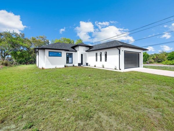 100 PARISH DRIVE , LEHIGH ACRES, FL 33974