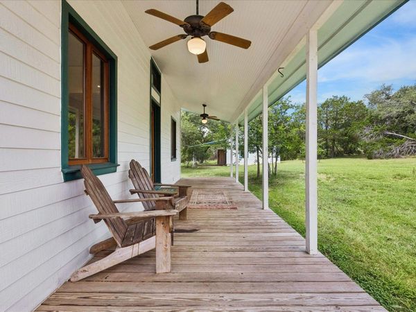 700 S Rainbow Ranch RD, Wimberley, TX 78676