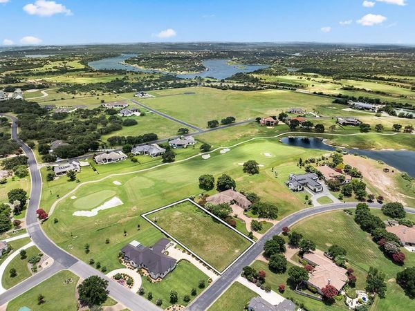 2209 Lauren DR, Spicewood, TX 78669