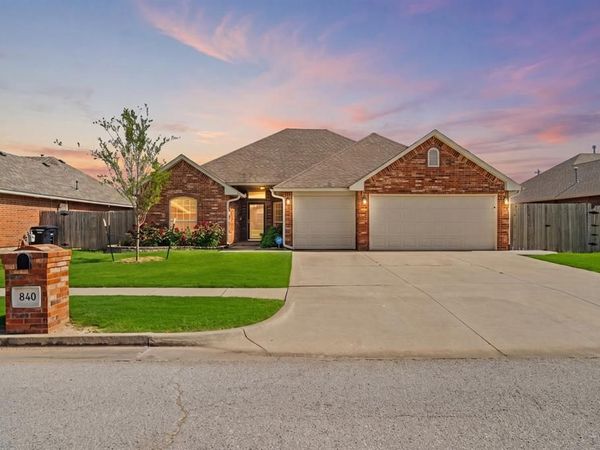 840 Carol Ann Place, Moore, OK 73160