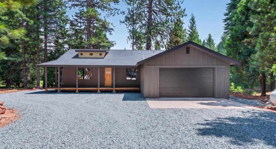 1008 Dyer View Road , Lake Almanor, CA 96137 Photo