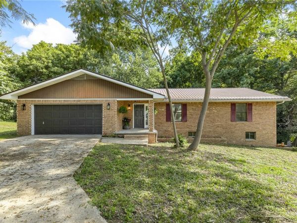 103 W 74, Jasper, AR 72641