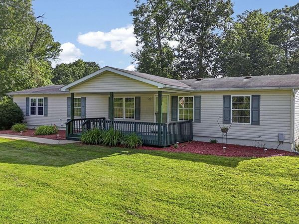 56877 Skyline Drive , Senecaville, OH 43780