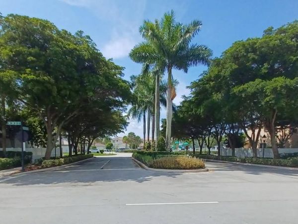 3128 SW 177th Ave, Miramar, FL 33029