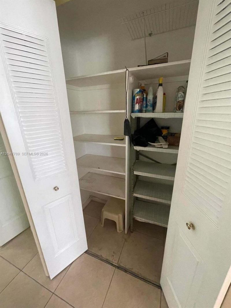 31 Windsor B, Unit 31, West Palm Beach, FL 33417 Photo