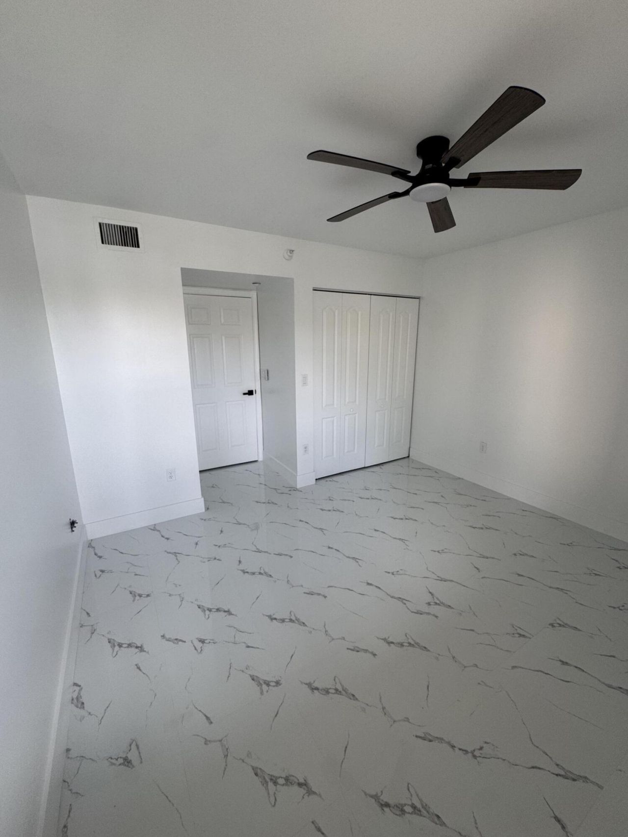 7751 Southampton Terrace, Unit 213, Tamarac, FL 33321 Photo