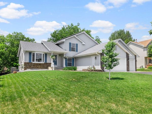 4629 Weston Hills Drive, Eagan, MN 55123