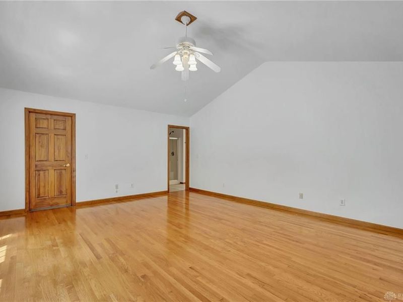 887 Oxford Middletown Road, Milford Township, OH 45013 Photo 27